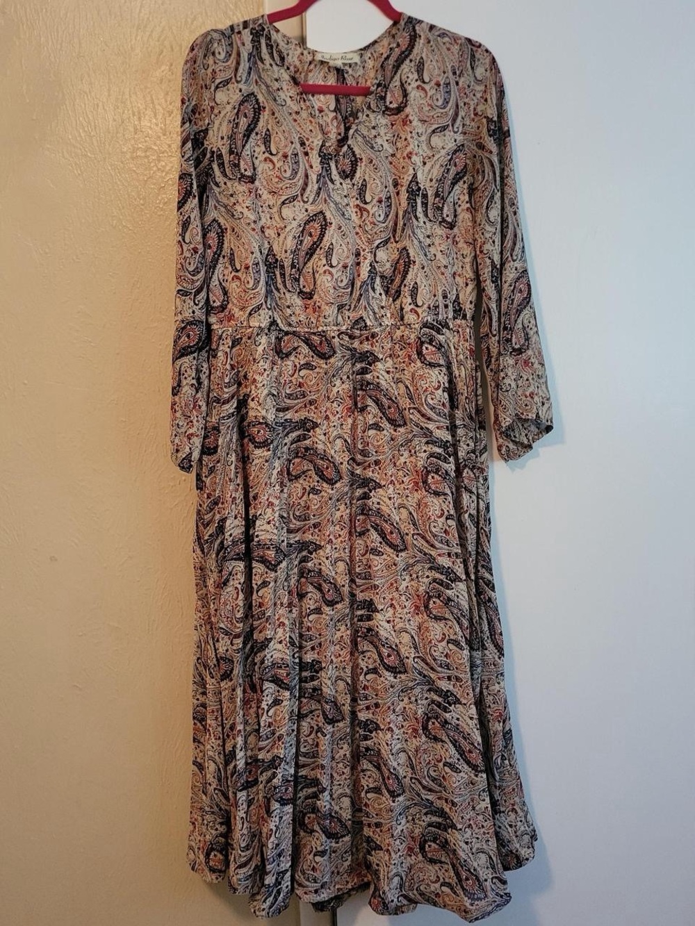 Paisley Maxi Dress in Neutral Multi - Elegant Everyday Style